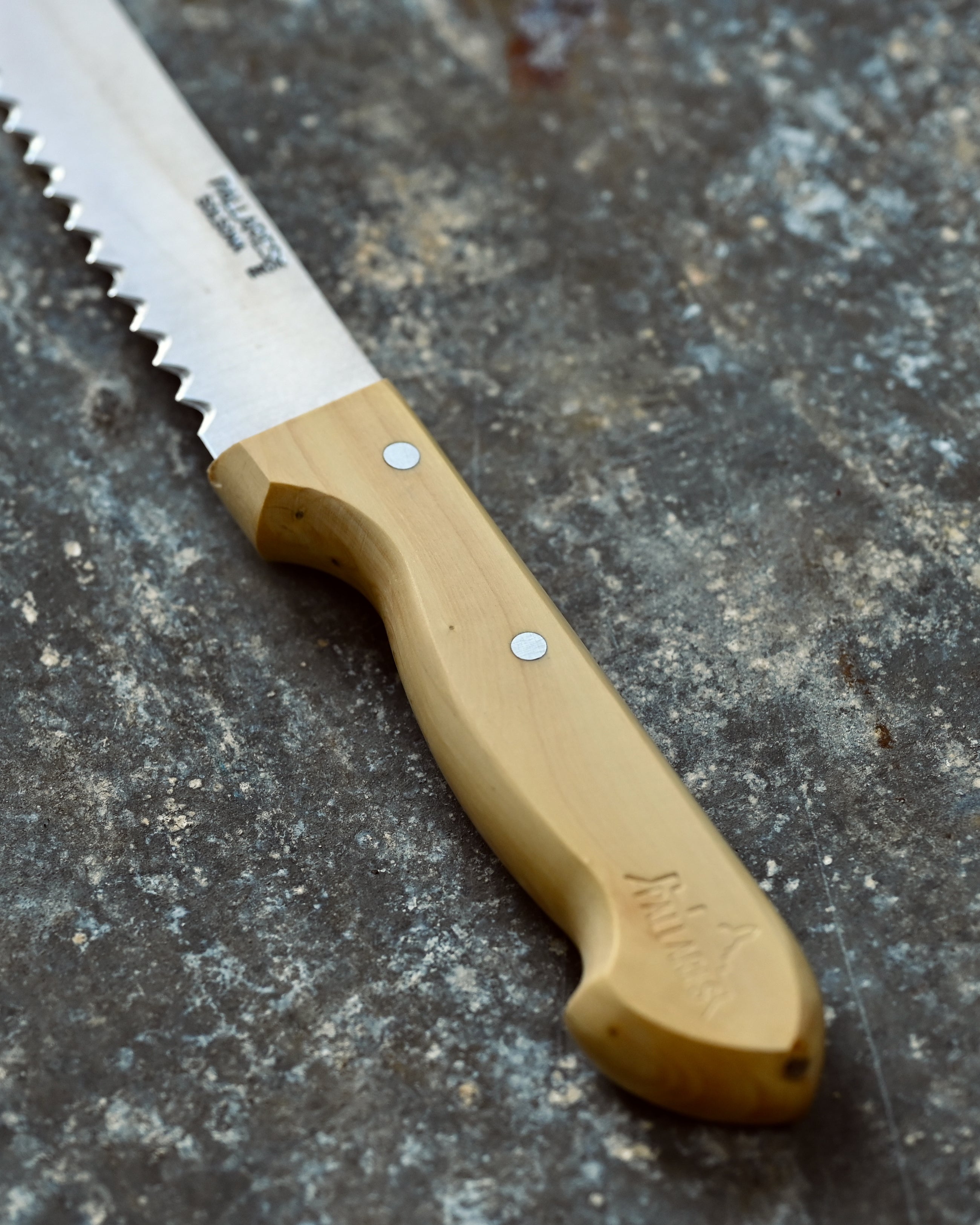 Boxwood Bread Knife