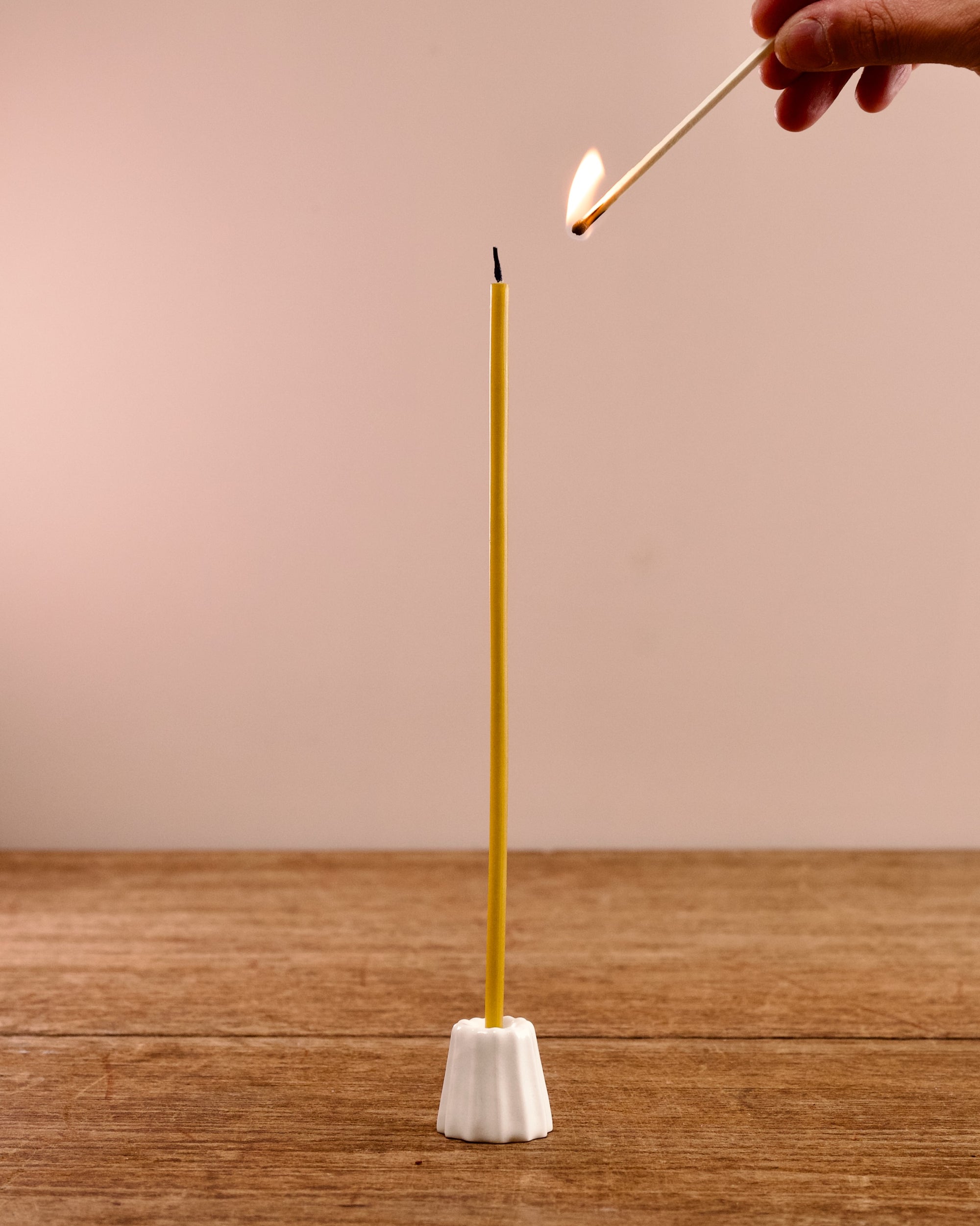 Canelé Candle Holder