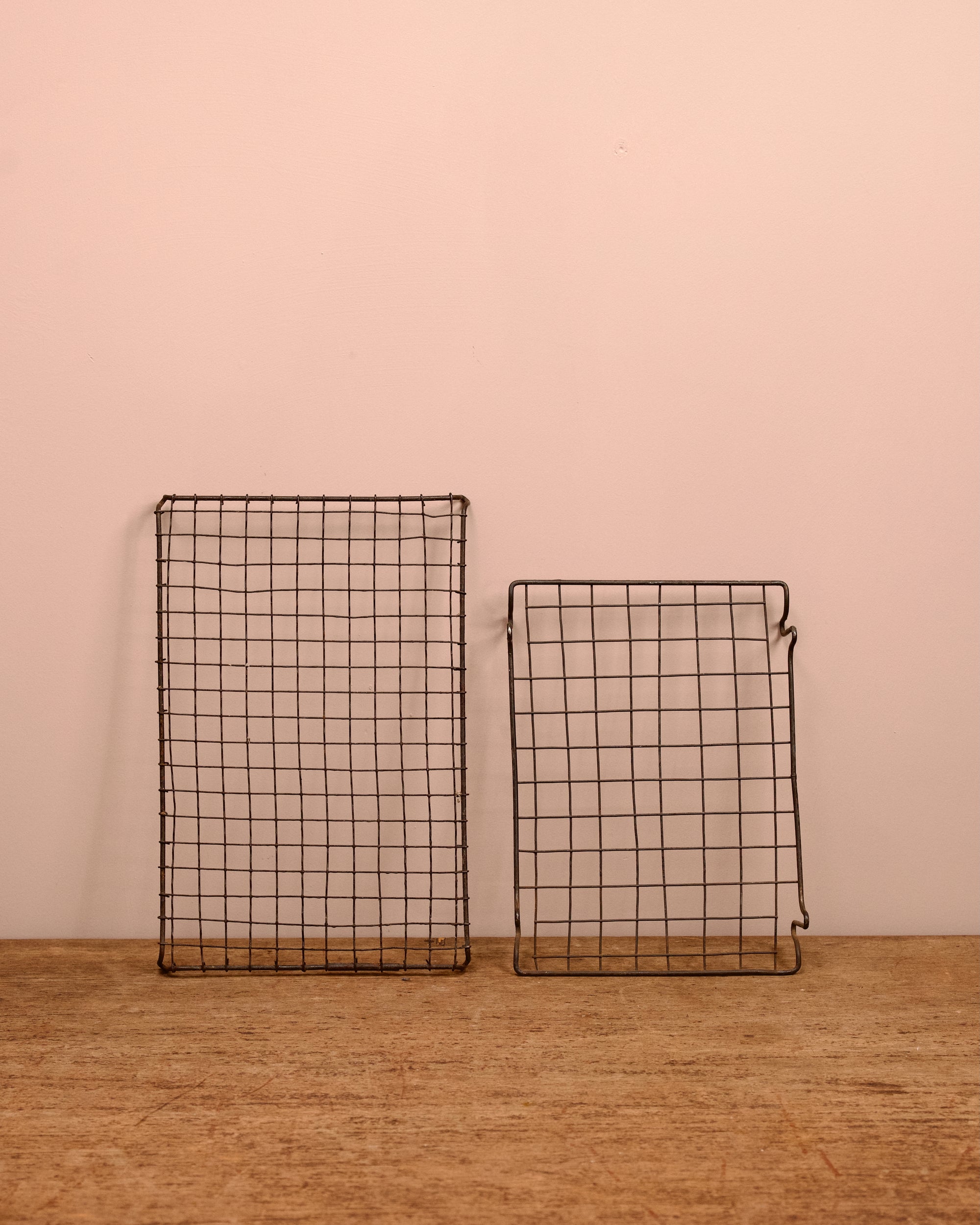 FOUND | Wire Cooling Rack