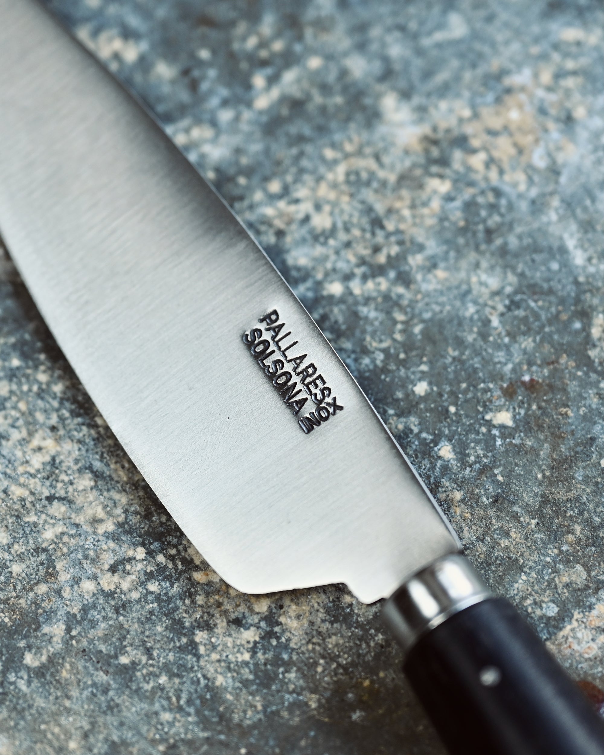 Ebony Knives