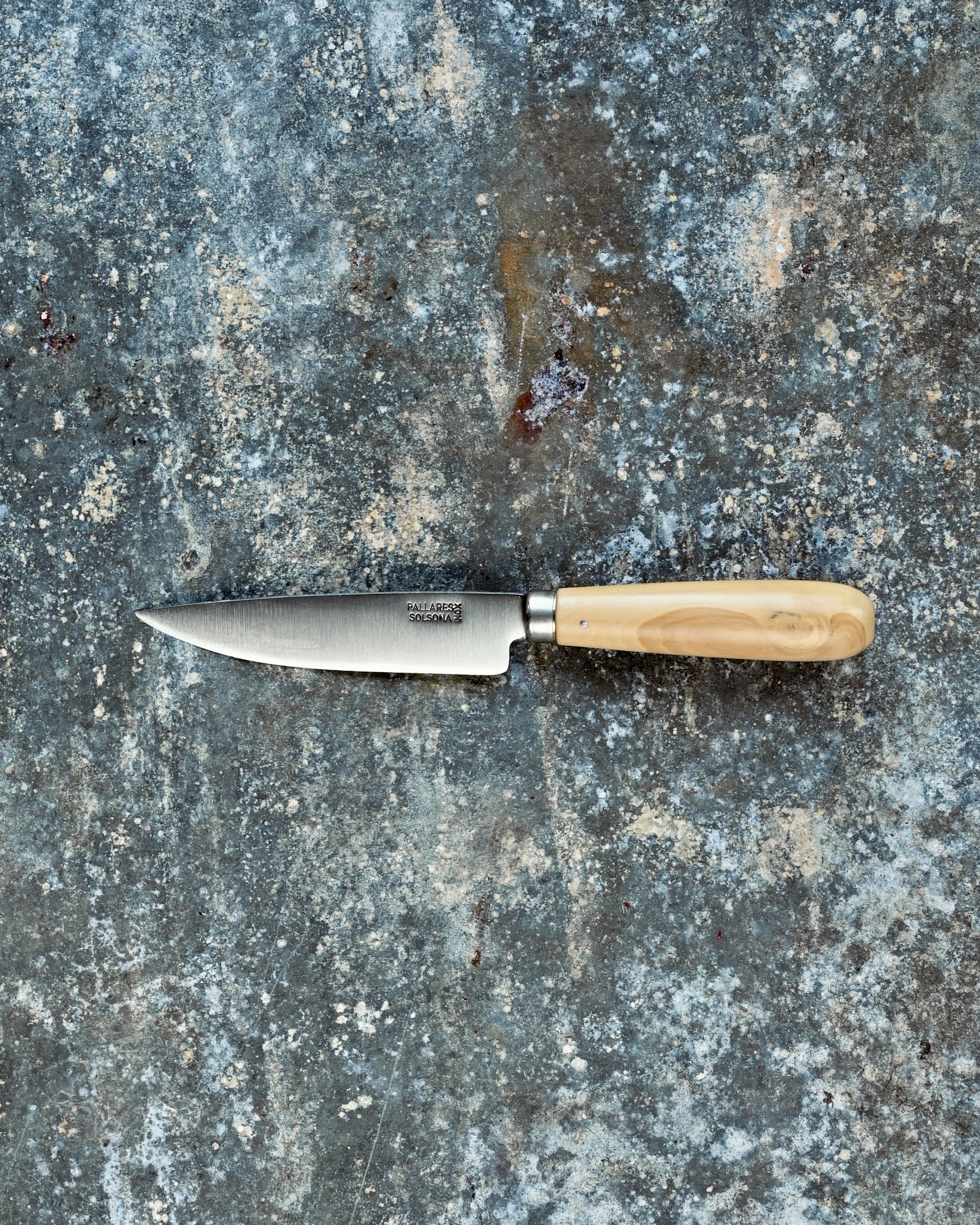Boxwood Knives