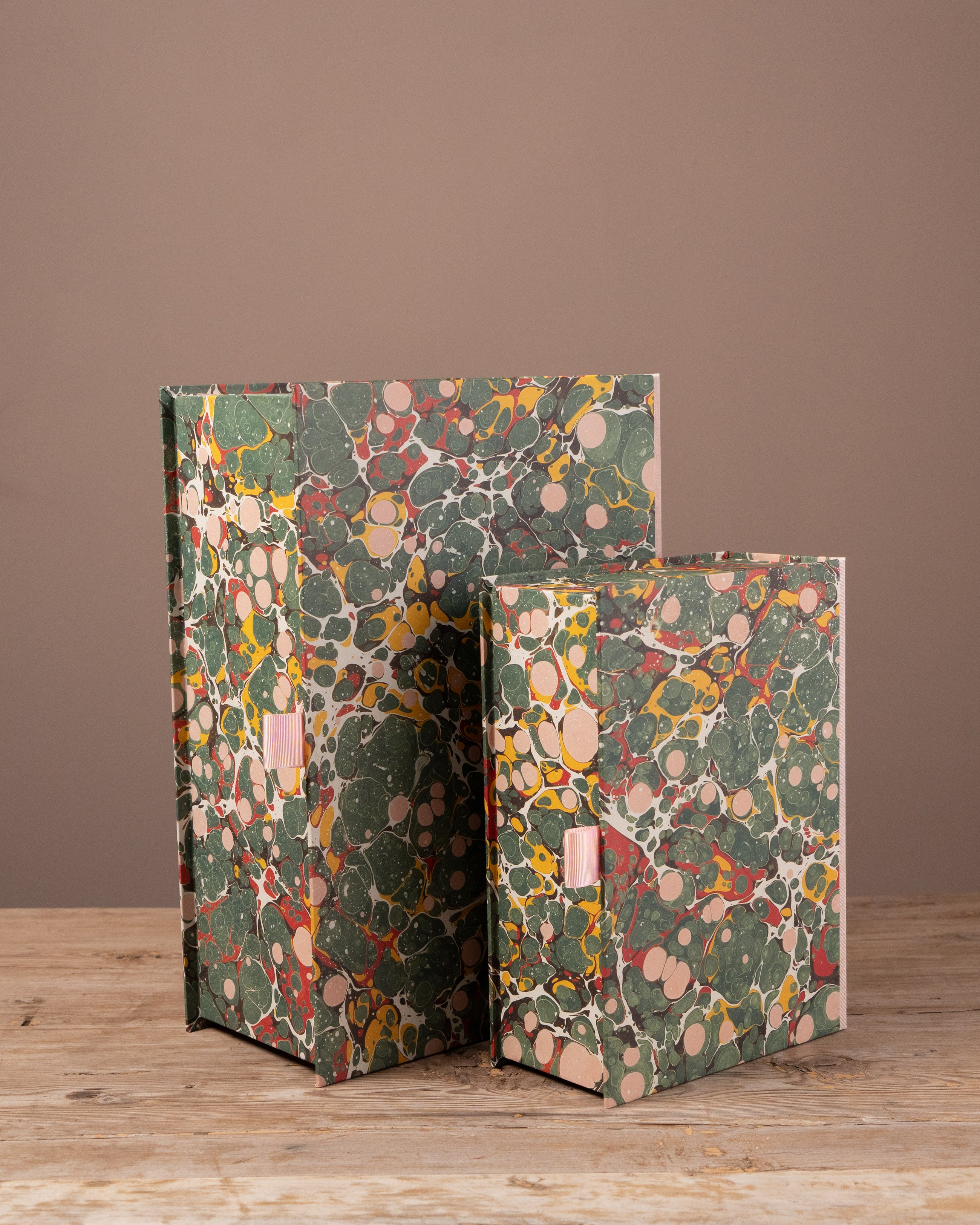 Marbled keepsake boxes