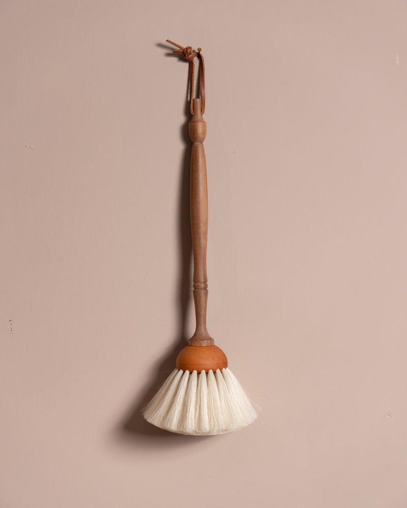 Spot Dust Brush