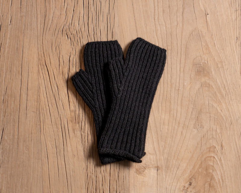 Lambswool  Ribbed Wrist Warmer